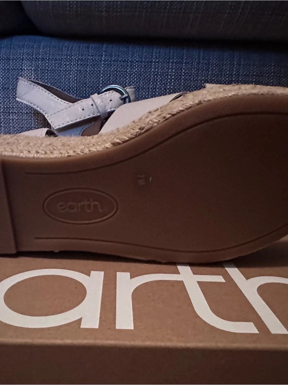 Earth Women’s Shoes Size 7M Off White Espadrille Platform Sandal